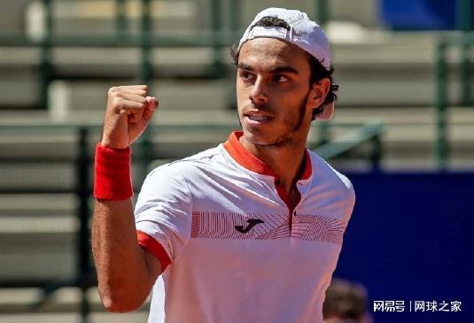 连下两城 连下两城