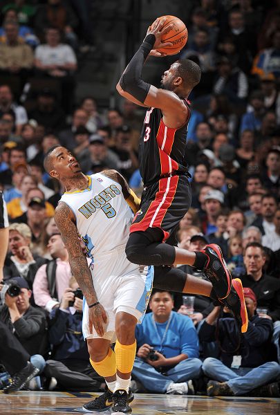 也应调低 也应调低